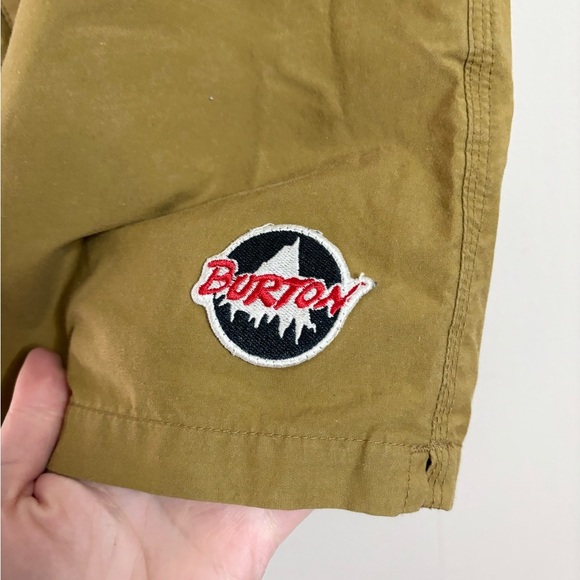 Burton mens brown tan shorts size 32 - Picture 2 of 6